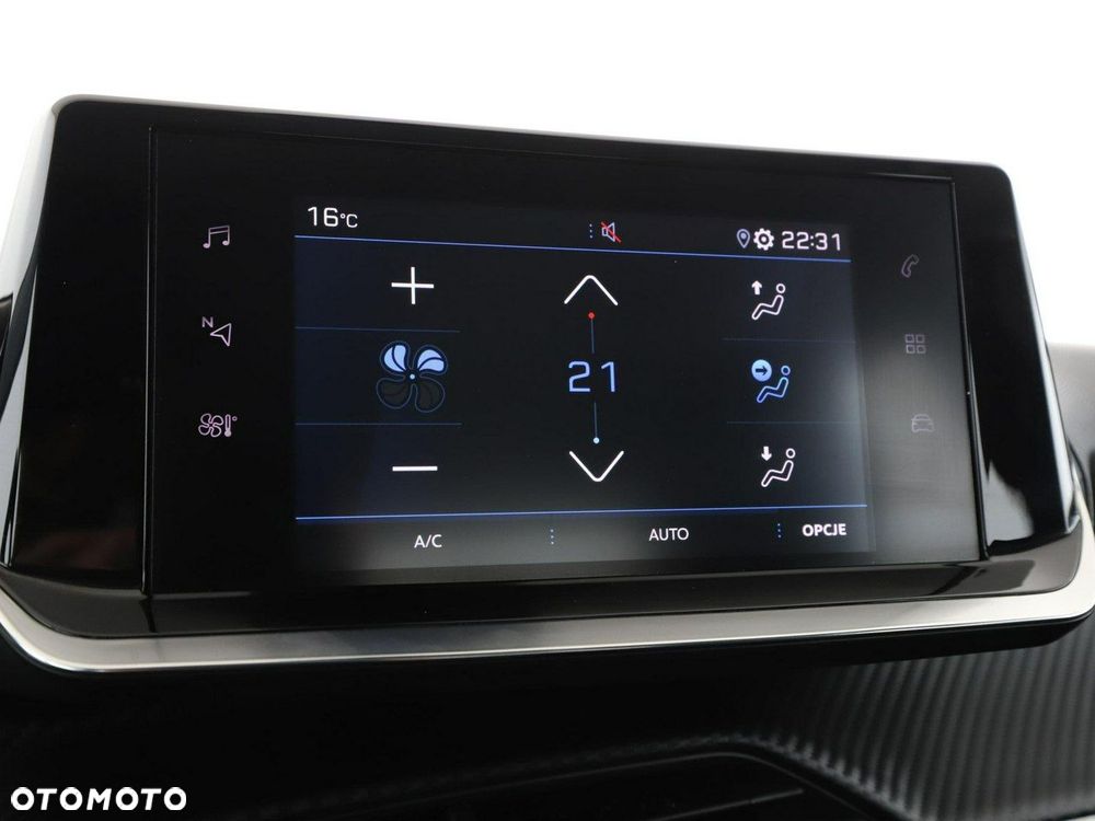 Peugeot 2008 PureTech 130 EAT8 Allure - 24