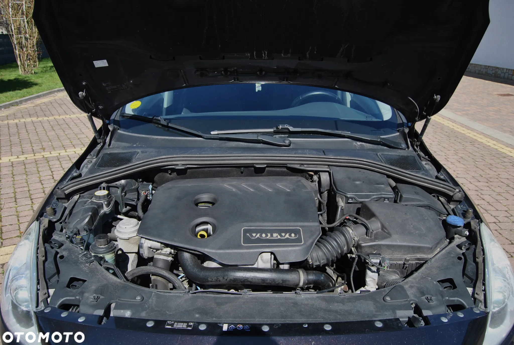 Volvo V60 D2 Summum - 13