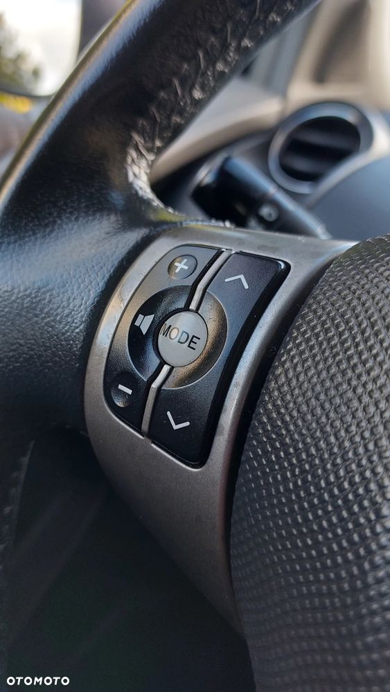 Toyota Yaris 1.33 VVT-i Sol - 22