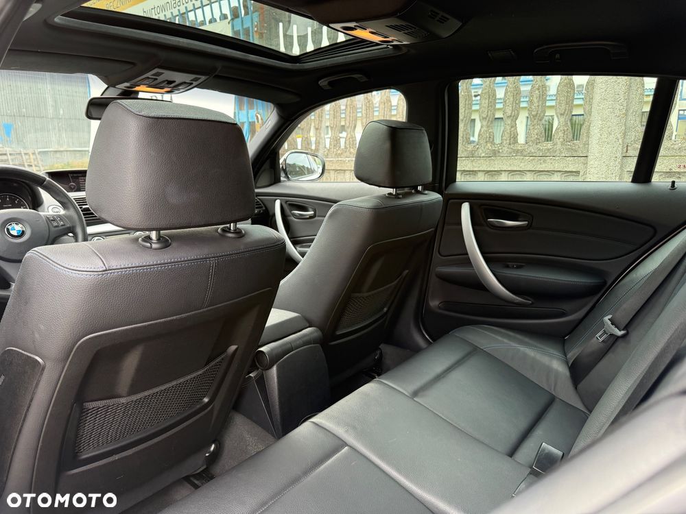 BMW Seria 1 120i Edition Sport - 26