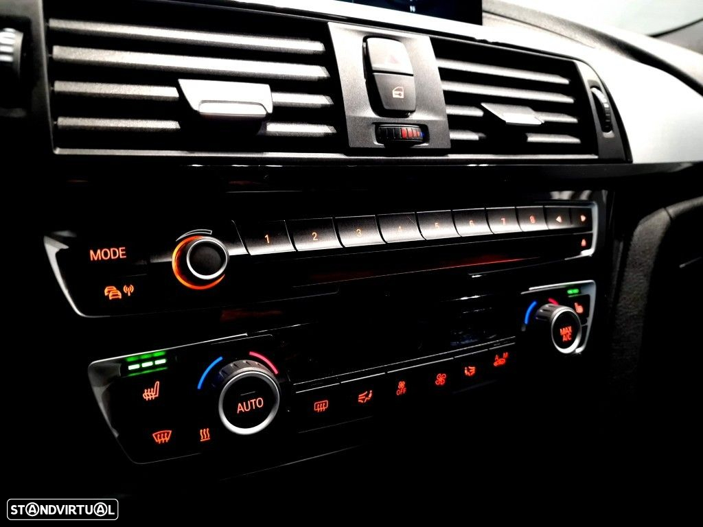 BMW 318 i Touring Pack M Auto - 46
