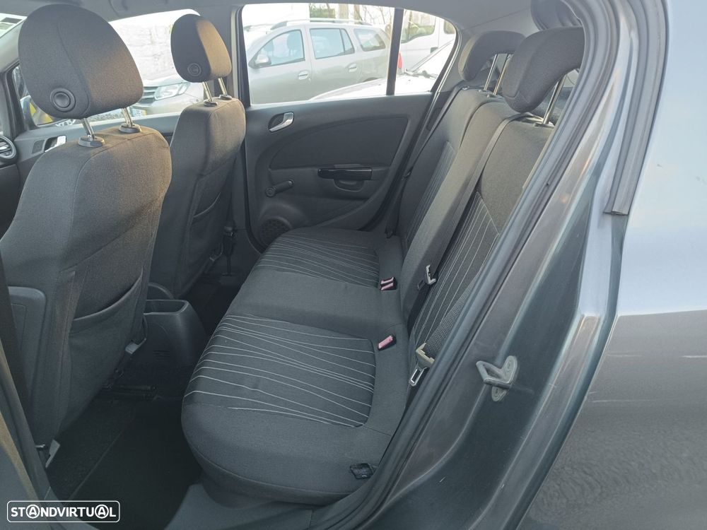 Opel Corsa 1.2 Enjoy - 12