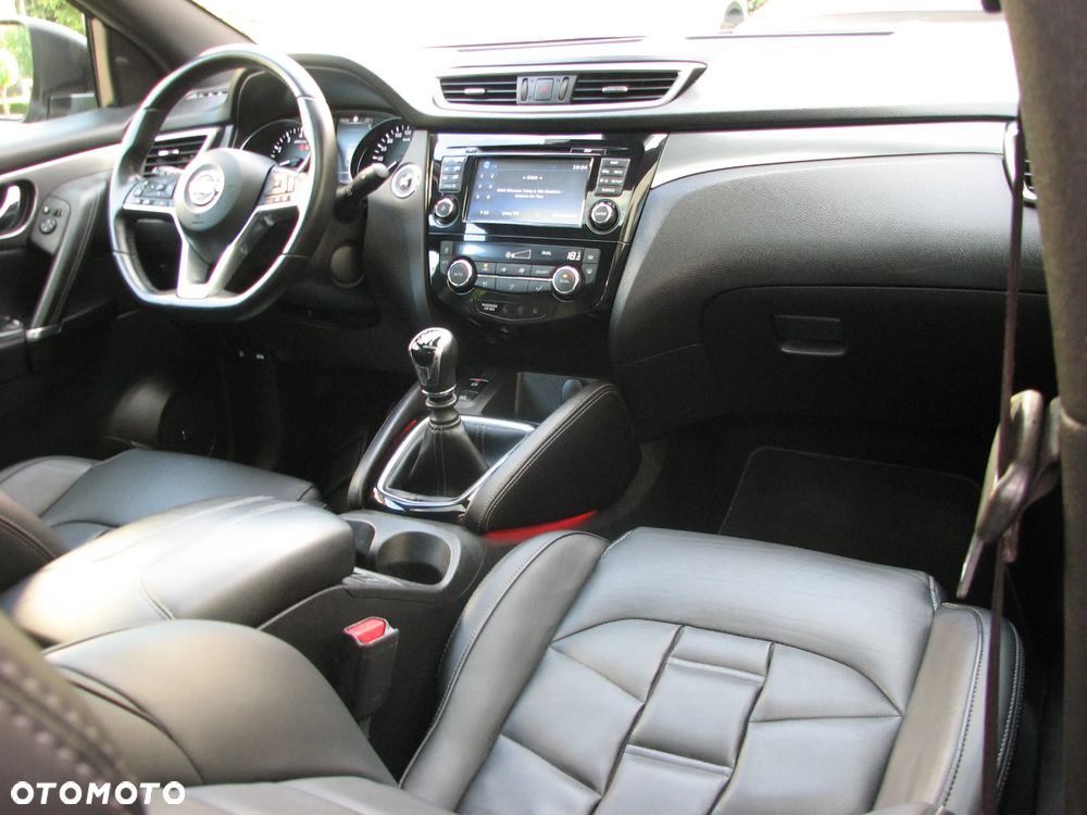 Nissan Qashqai 1.2 DIG-T Tekna+ - 19
