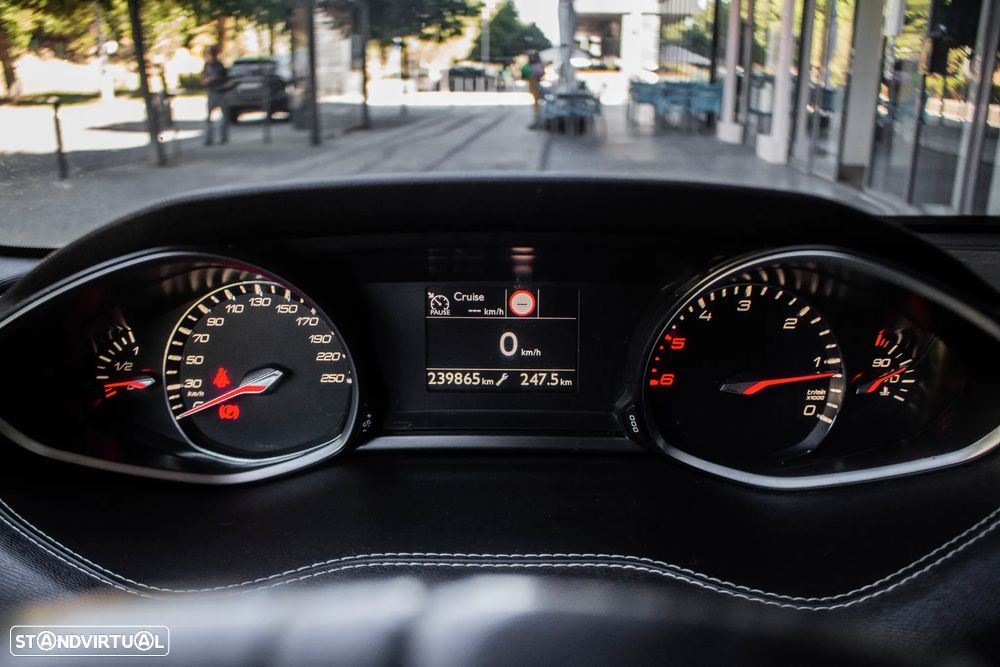 Peugeot 308 1.5 BlueHDi GT Line - 12