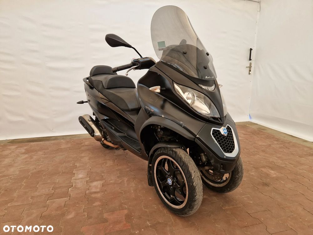 Piaggio MP-3 - 5
