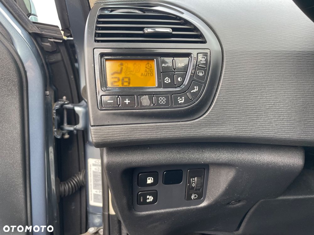 Citroën C4 Grand Picasso BlueHDi 150 Exclusive - 33