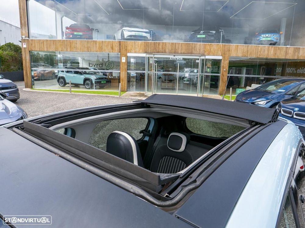 Renault Twingo Z.E. 22 Intens - 9