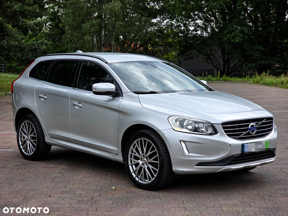 Volvo XC 60 D4 Geartronic Momentum - 11