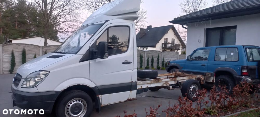 Mercedes-Benz Sprinter - 2