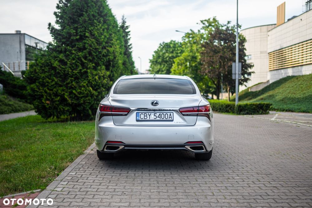 Lexus LS - 7