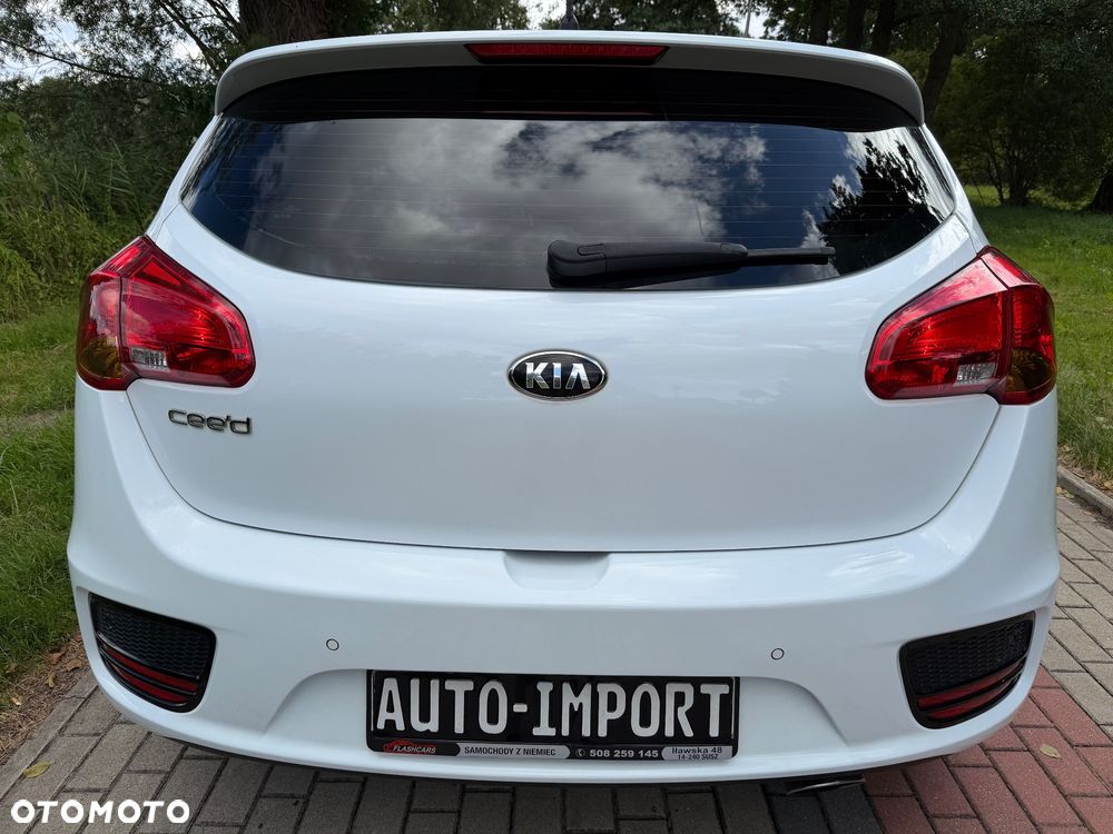 Kia Ceed 1.4 CVVT Dream Team Edition - 4