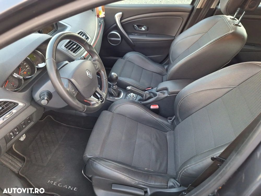 Renault Megane ENERGY dCi 110 Start & Stop Bose Edition - 9