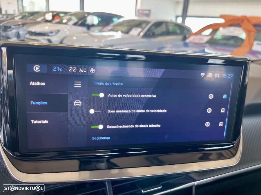 Peugeot 2008 1.2 PureTech Style - 21