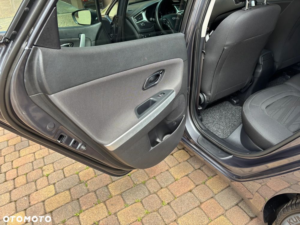 Kia Ceed 1.6 CRDi Smart - 27