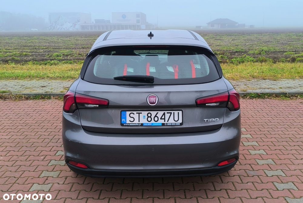 Fiat Tipo 1.4 16v Lounge EU6d - 3
