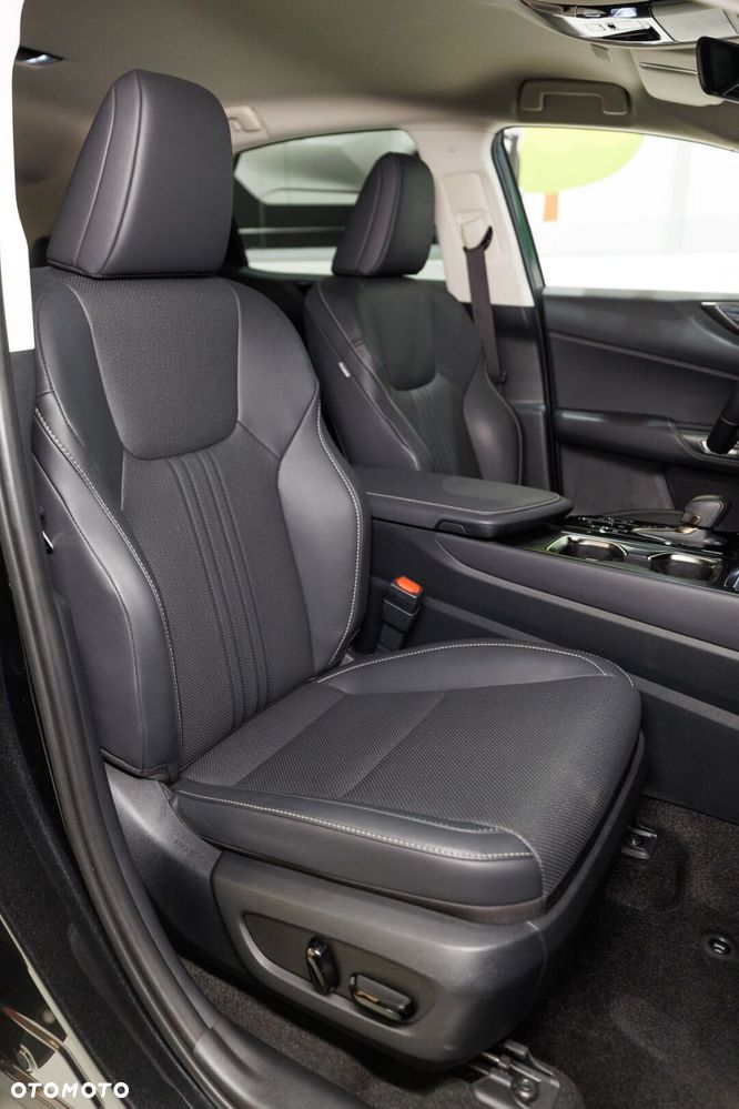 Lexus NX - 17