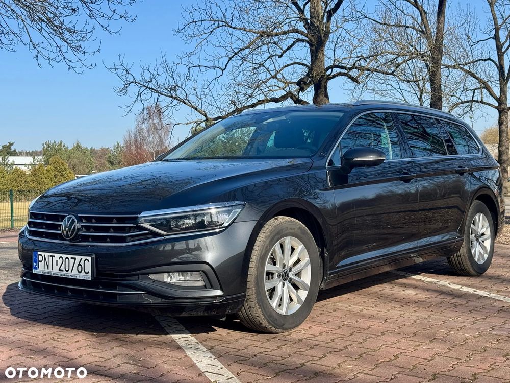 Volkswagen Passat 2.0 TDI SCR DSG Business - 2