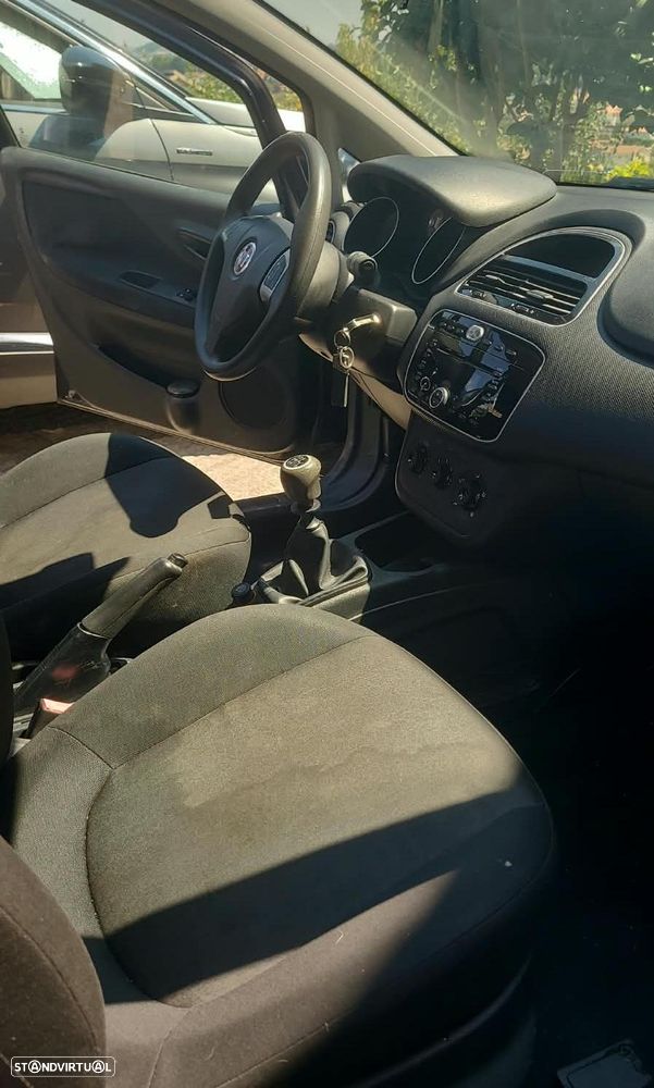 Fiat Punto 1.2 Young S&S - 4