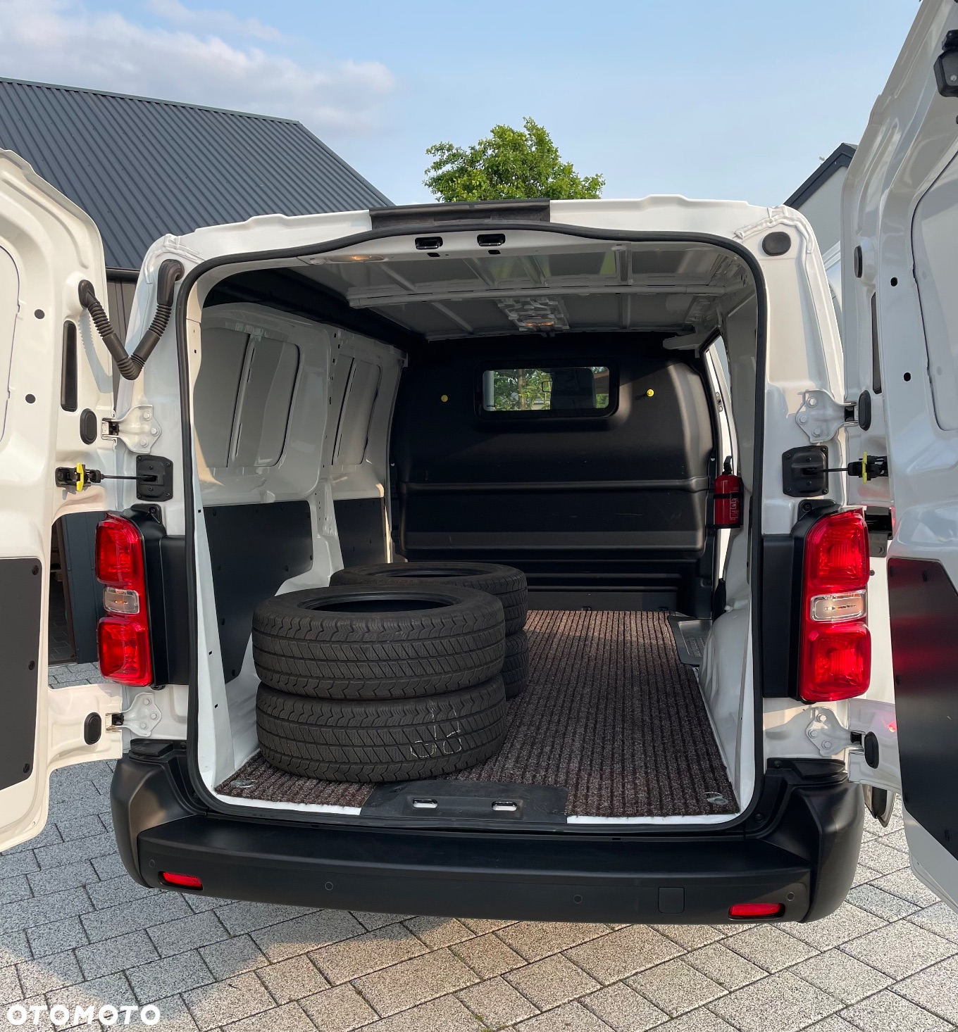 Peugeot Expert 2.0 BlueHDi Standard 3,0t Premium (bryg.) - 11