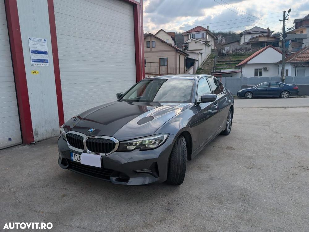 BMW Seria 3 320i Aut. - 10