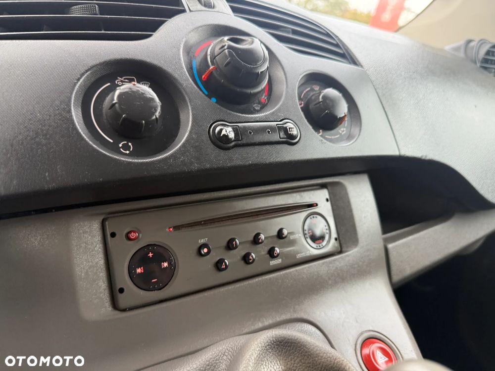 Renault Kangoo 1.5 dCi Klimatyzacja Elektryczne Szyby Gwarancja - 18