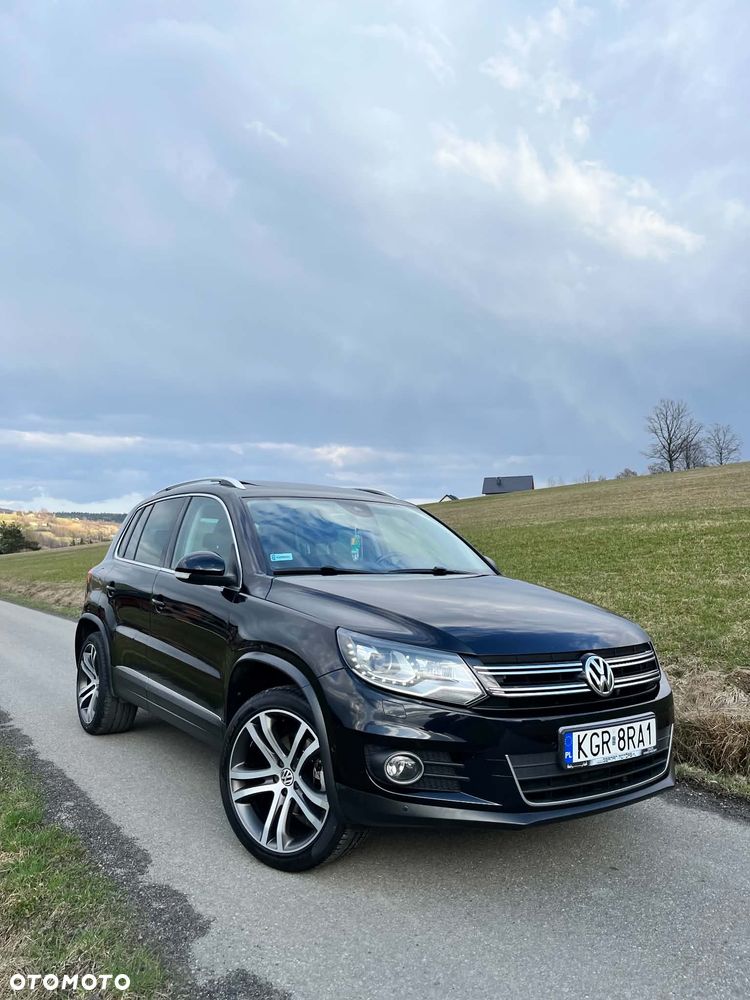 Volkswagen Tiguan - 1