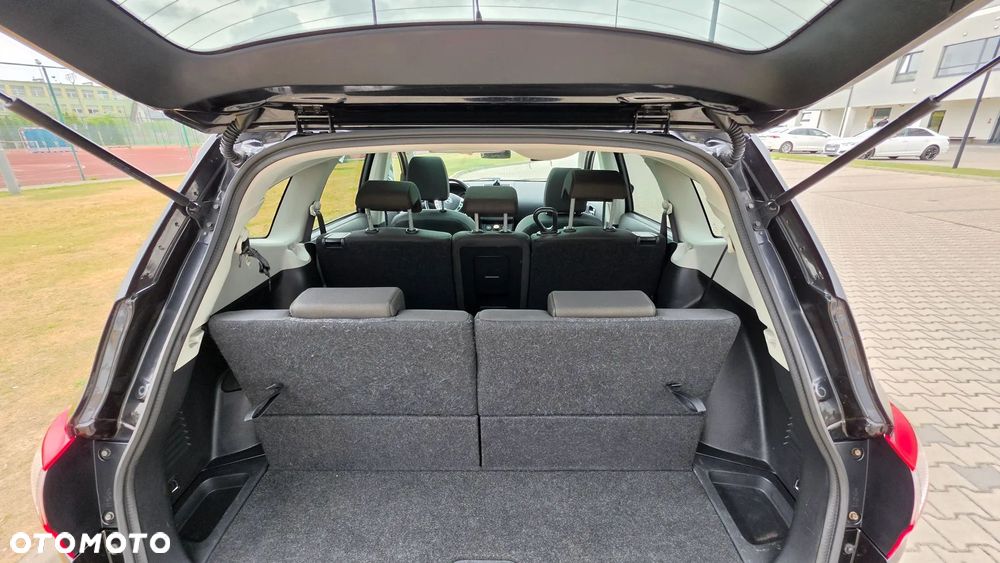 Nissan Qashqai+2 - 3
