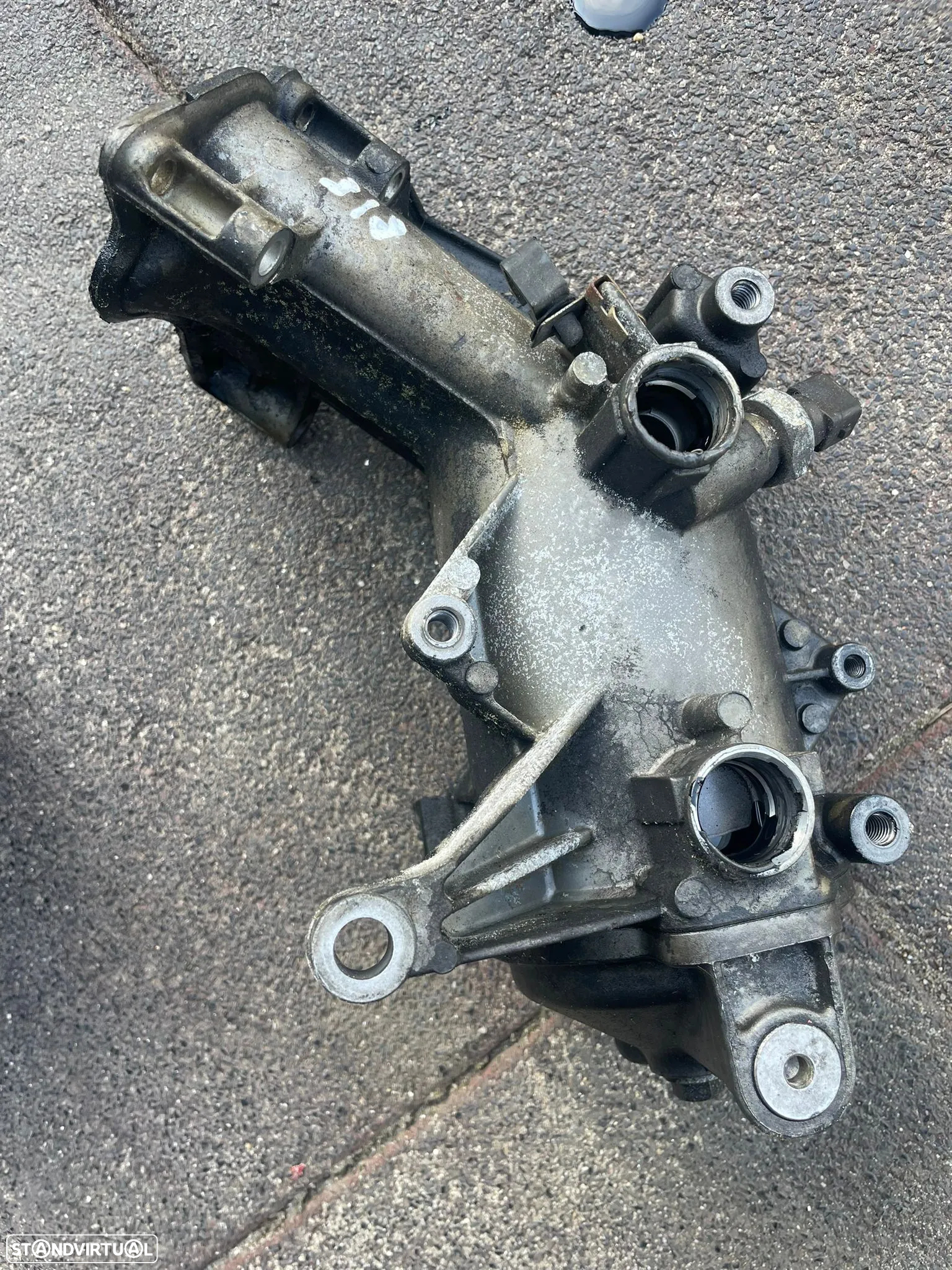 Corpo do filtro de óleo BMW 318 TDS - 3