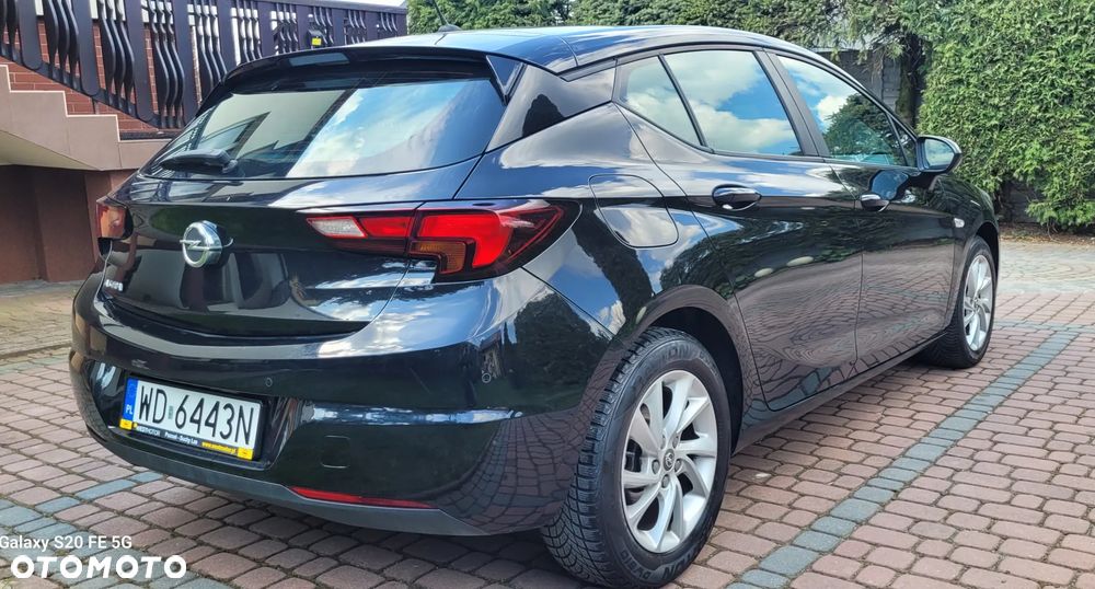 Opel Astra 1.2 T Edition S&S - 4