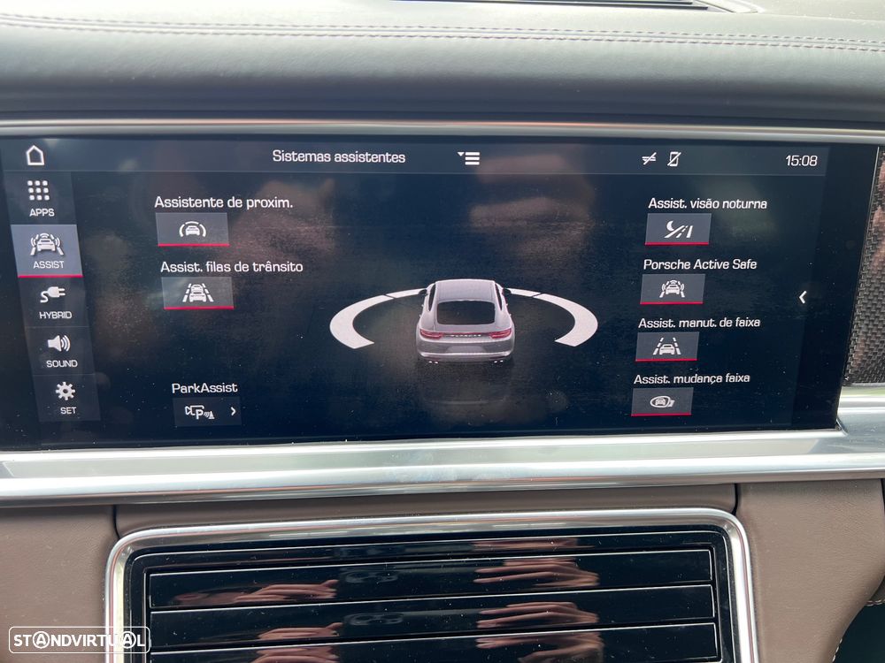 Porsche Panamera 4 E-Hybrid Executive - 17