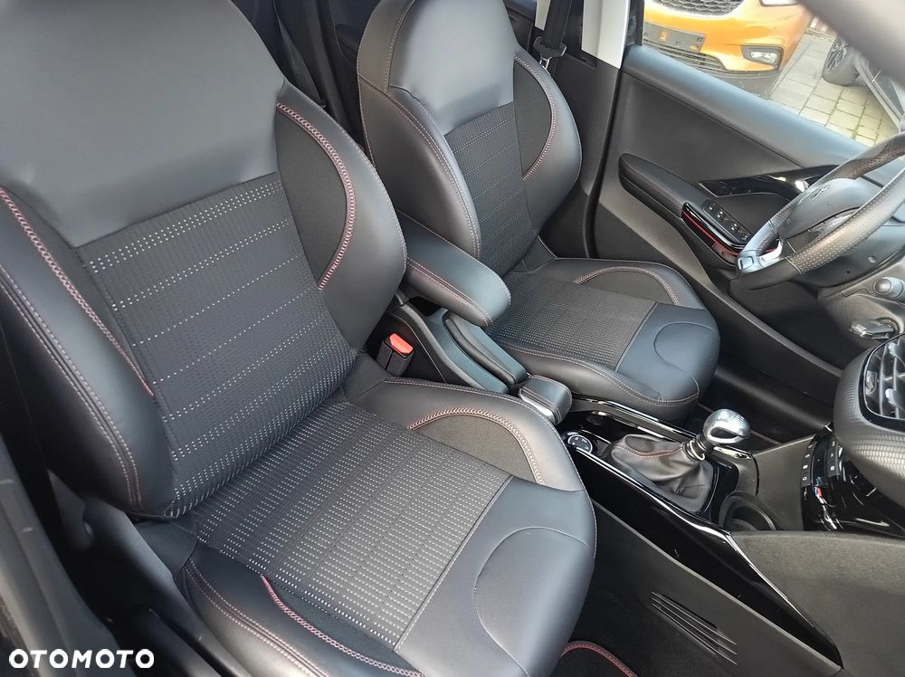 Peugeot 2008 PureTech 110 Stop&Start GT-Line Edition - 10