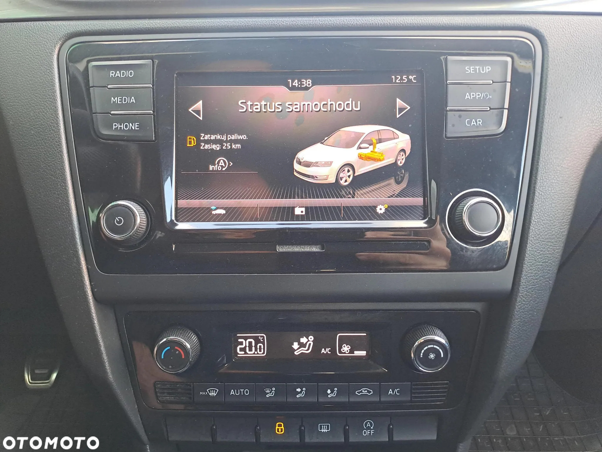 Skoda RAPID 1.0 TSI Ambition - 17
