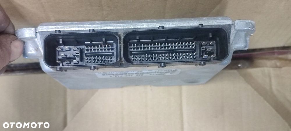 VW GOLF IV 4 BORA STEROWNIK KOMPUTER SILNIKA 036906013D 1.6 FSI - 3