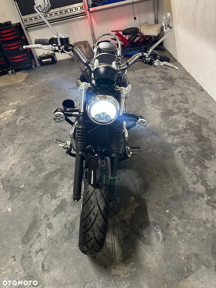Triumph Speedmaster - 13