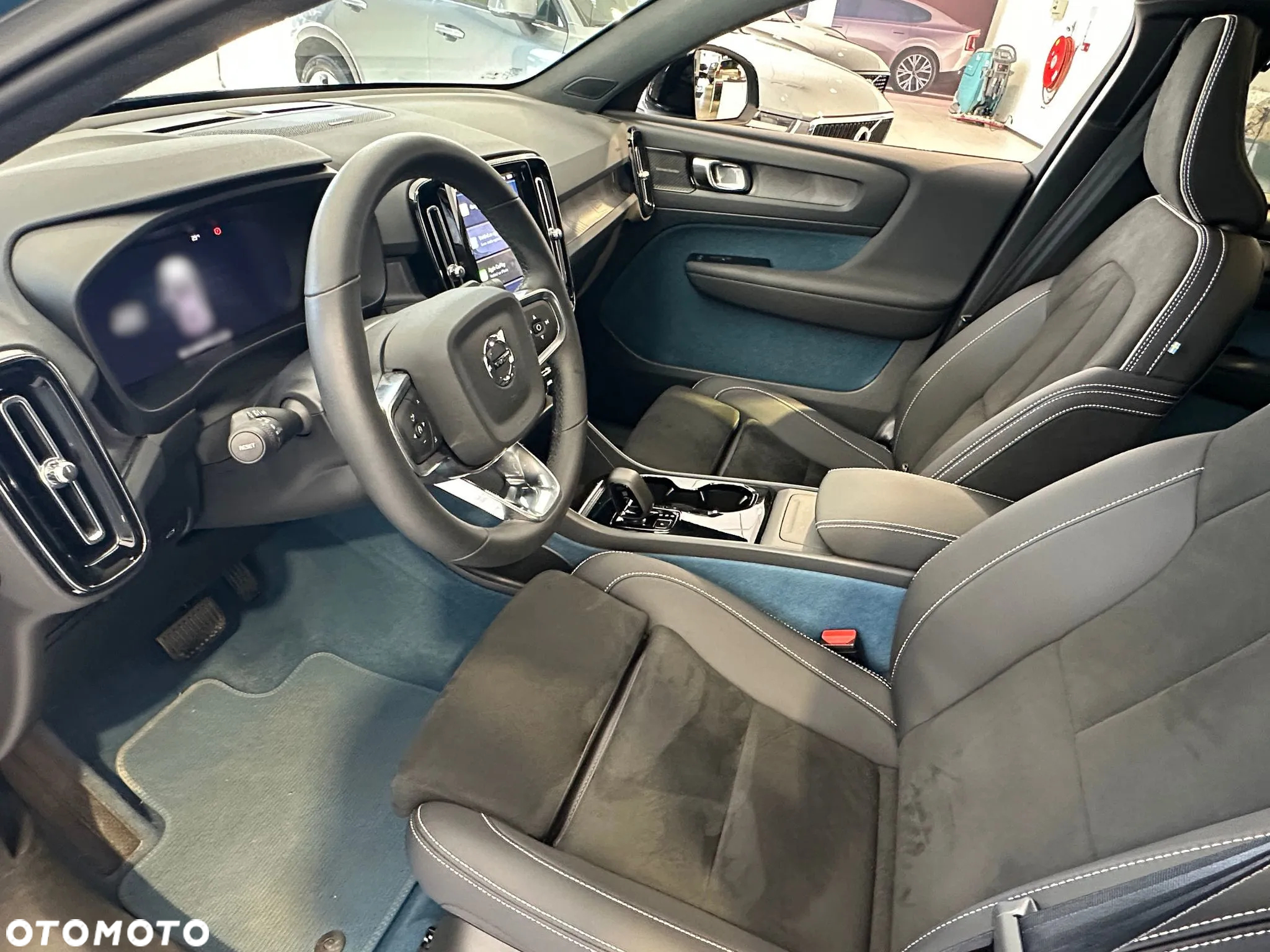 Volvo C40 - 15