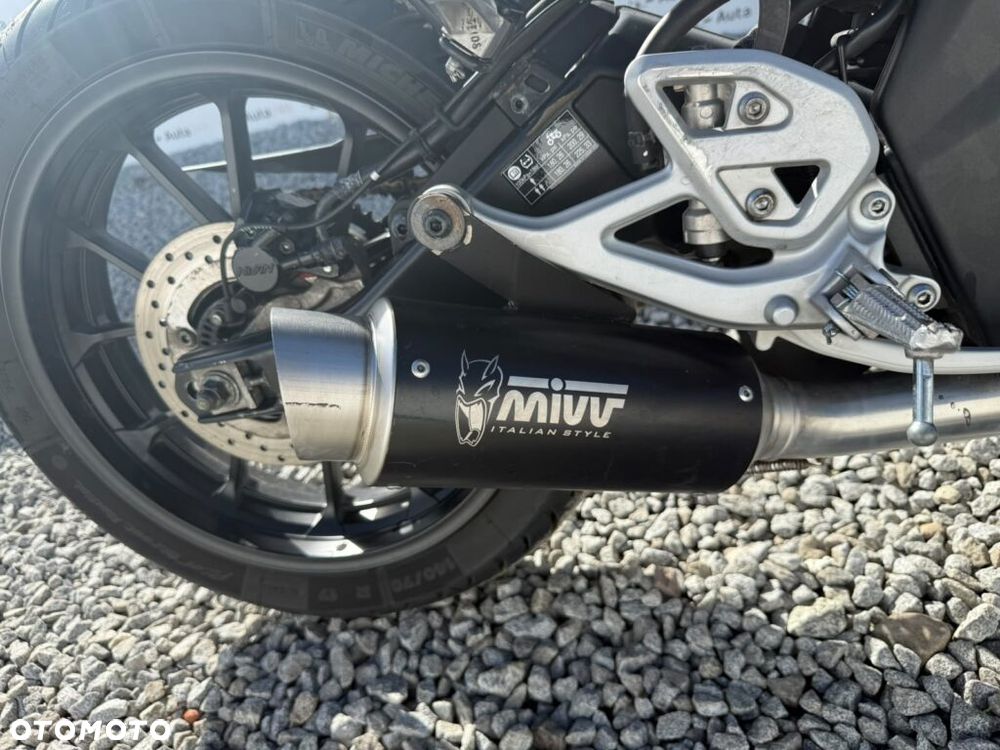 Yamaha MT - 12