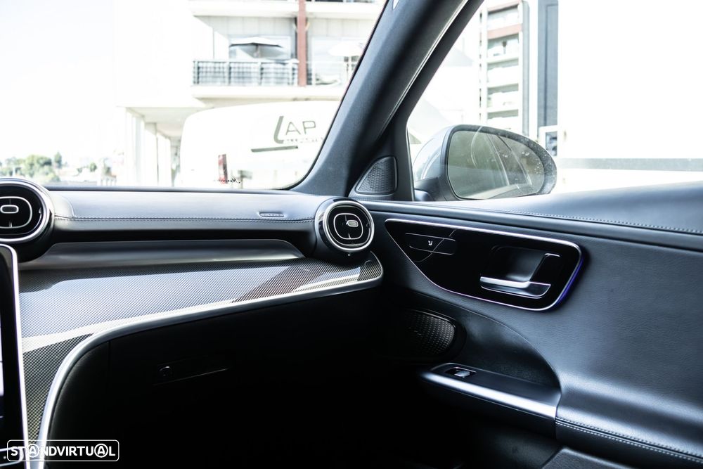 Mercedes-Benz C 300 d AMG Line - 18