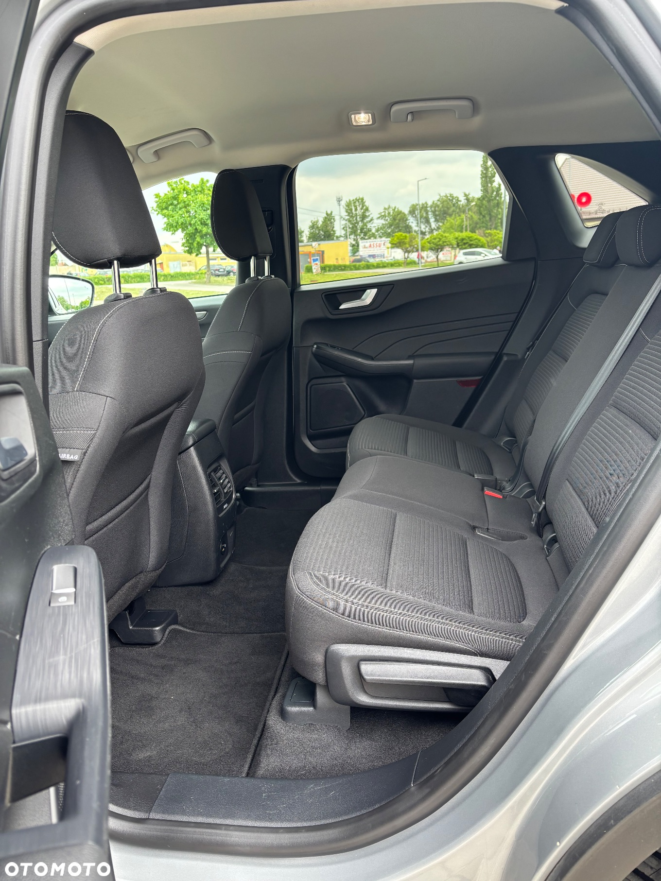 Ford Kuga 2.5 FHEV FWD Titanium - 12