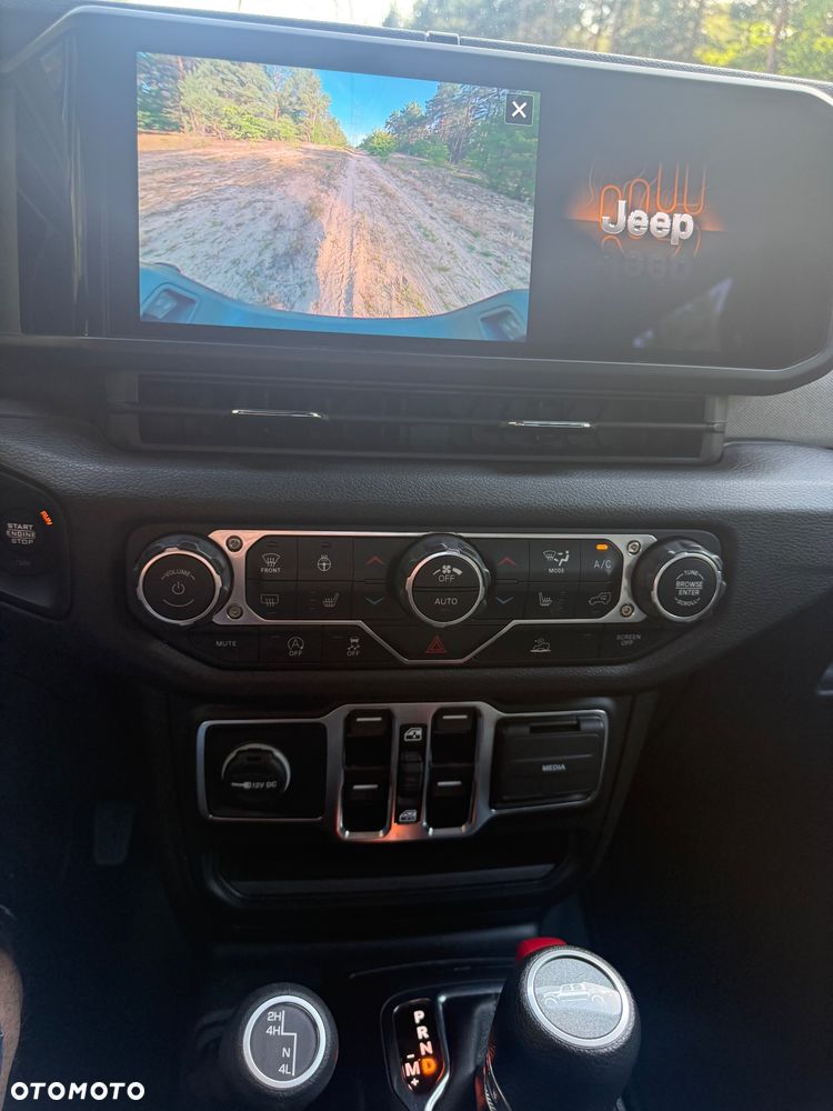 Jeep Gladiator - 8
