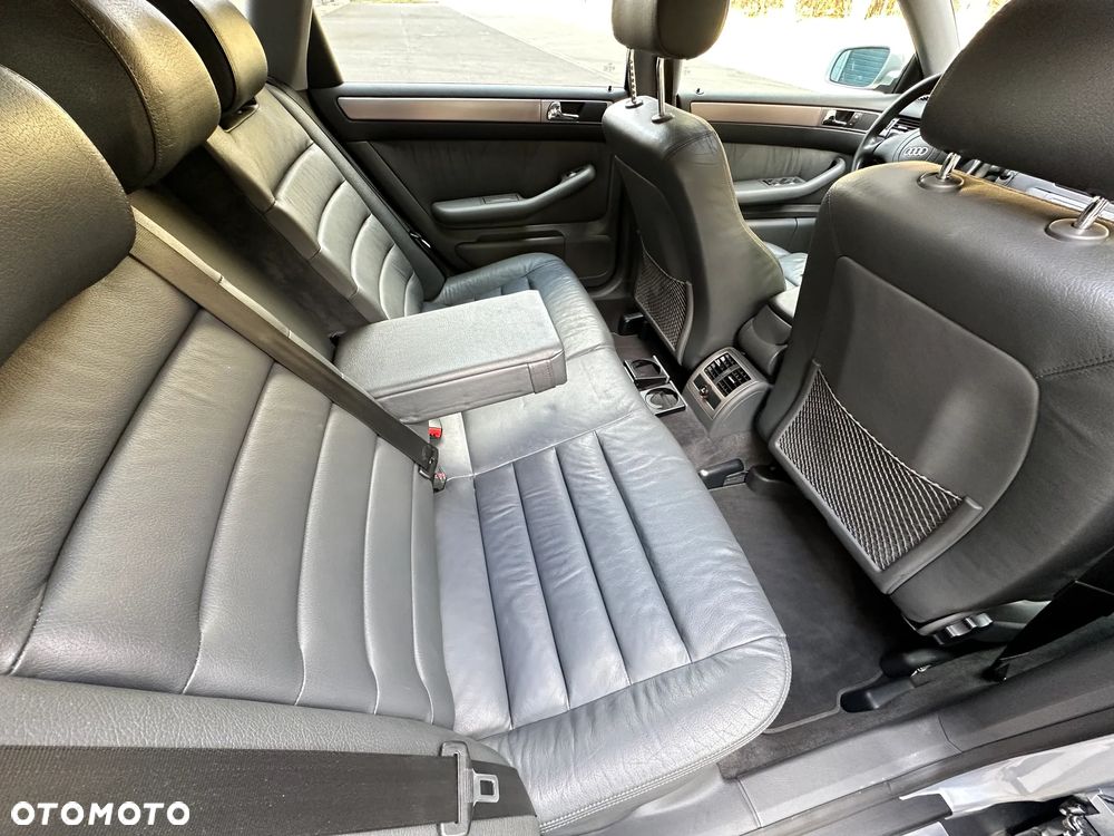 Audi A6 Avant - 25