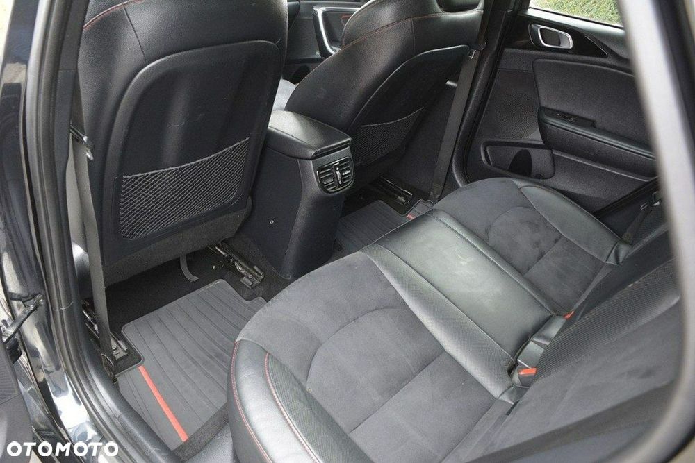 Kia ProCeed 1.6 T-GDI GT DCT - 30