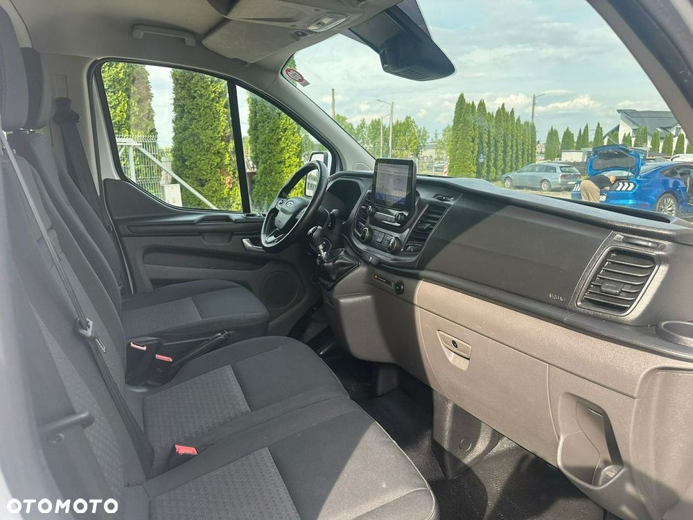 Ford Transit Custom - 16