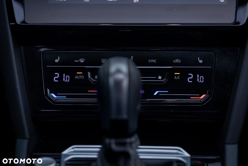 Volkswagen Arteon 2.0 TSI R-Line DSG - 20