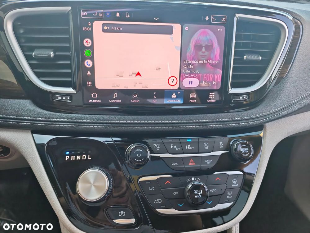 Chrysler Pacifica - 18