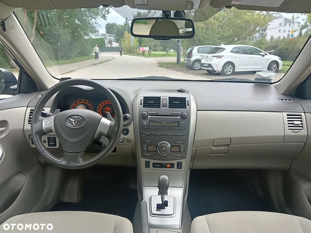 Toyota Corolla 1.6 VVT-i Prestige + NAVI MM - 21