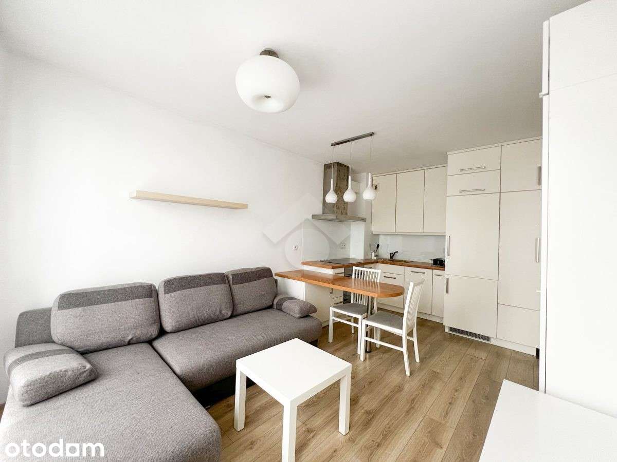 | ul. Krzywda | 2 pokoje | 28,8 m² | balkon | garaż podziemny |