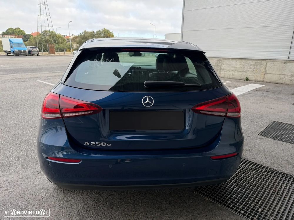 Mercedes-Benz A 250 e 8G-DCT Progressive - 5