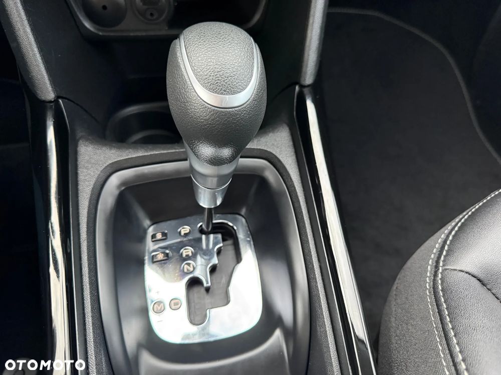 Peugeot 2008 PureTech 110 Stop&Start EAT6 Allure - 22