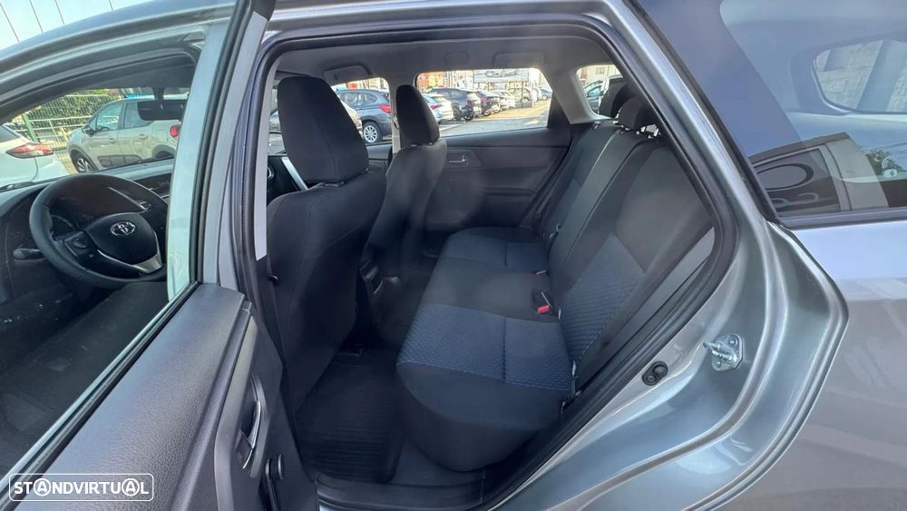 Toyota Auris Touring Sports 1.4 D-4D Active+AC - 14