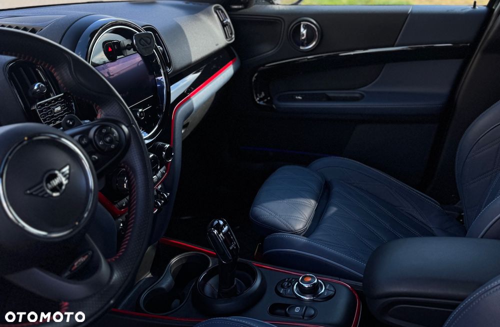 MINI John Cooper Works - 13